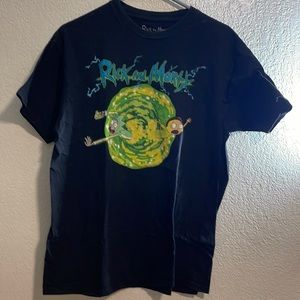 rick  and morty black shirt good condition
